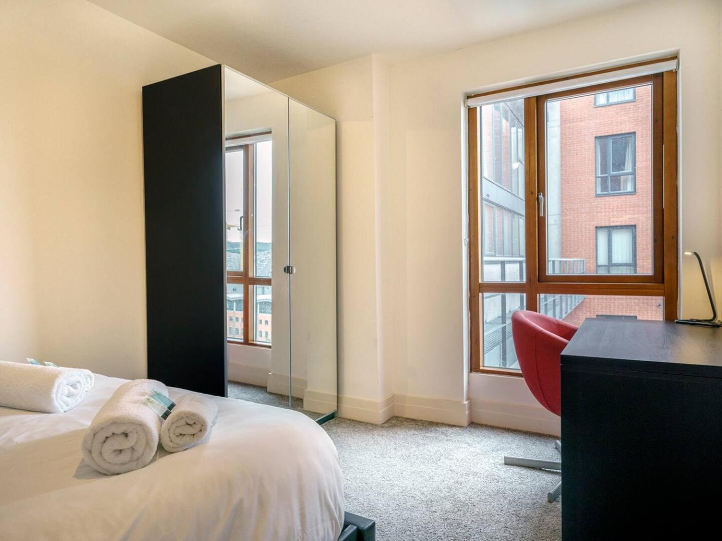 Pass The Keys Centre Cityscape Sunset Views Apartment Belfast