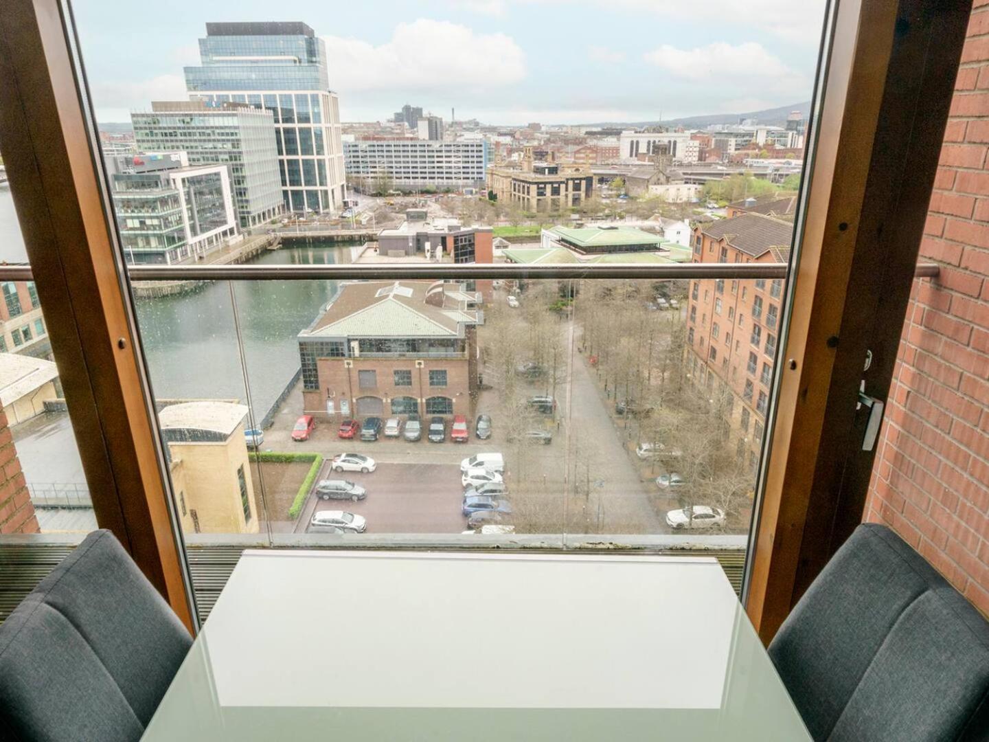 Pass The Keys Centre Cityscape Sunset Views Apartment Belfast